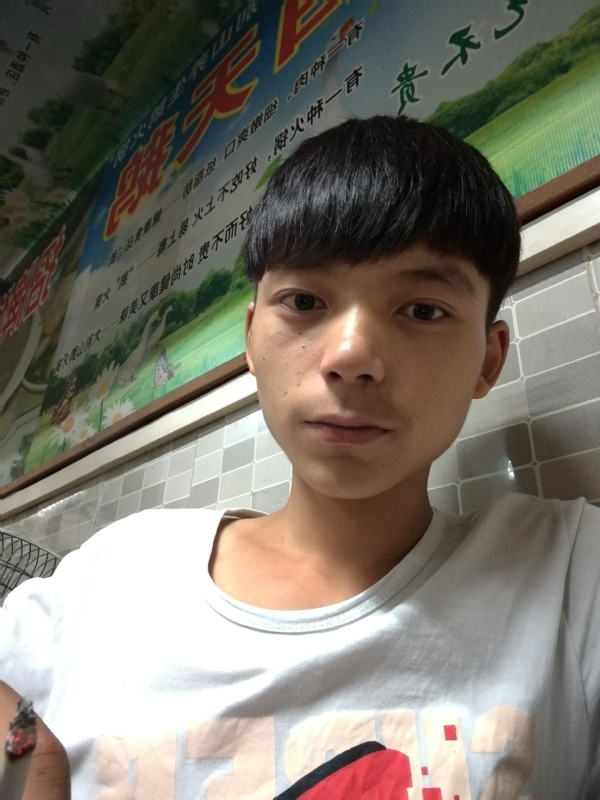 田某人的第一张照片--澜沧蓝颜知己交友网